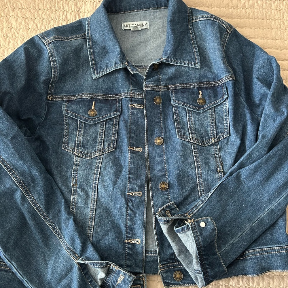 Artisan Ny Medium Blue Denim Shirt Jacket